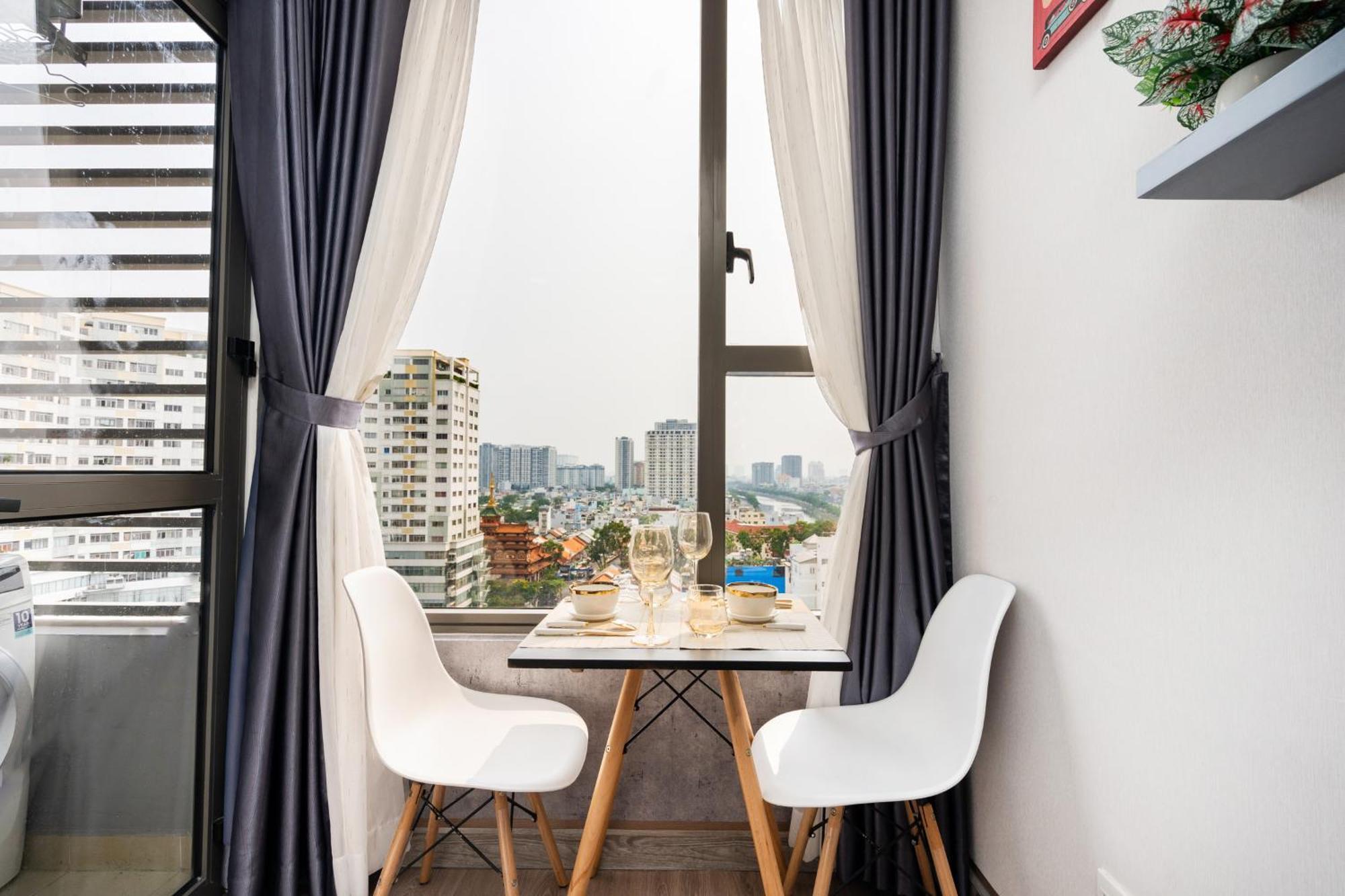 Aloha Cbd Apartment - Rivergate Tower Хошимін Екстер'єр фото